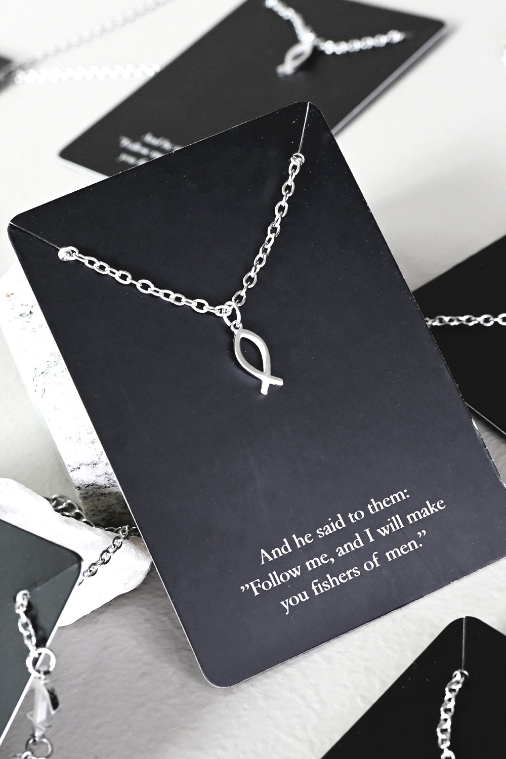 Smycke med berlock: Jesusfisken