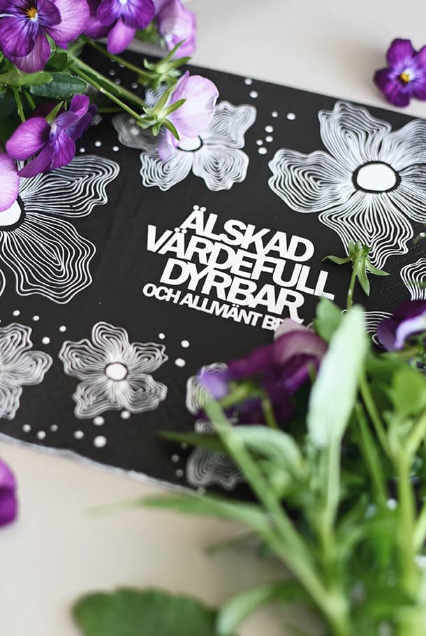 Svarta servetter: Älskad, värdefull, dyrbar. Och allmänt bra.