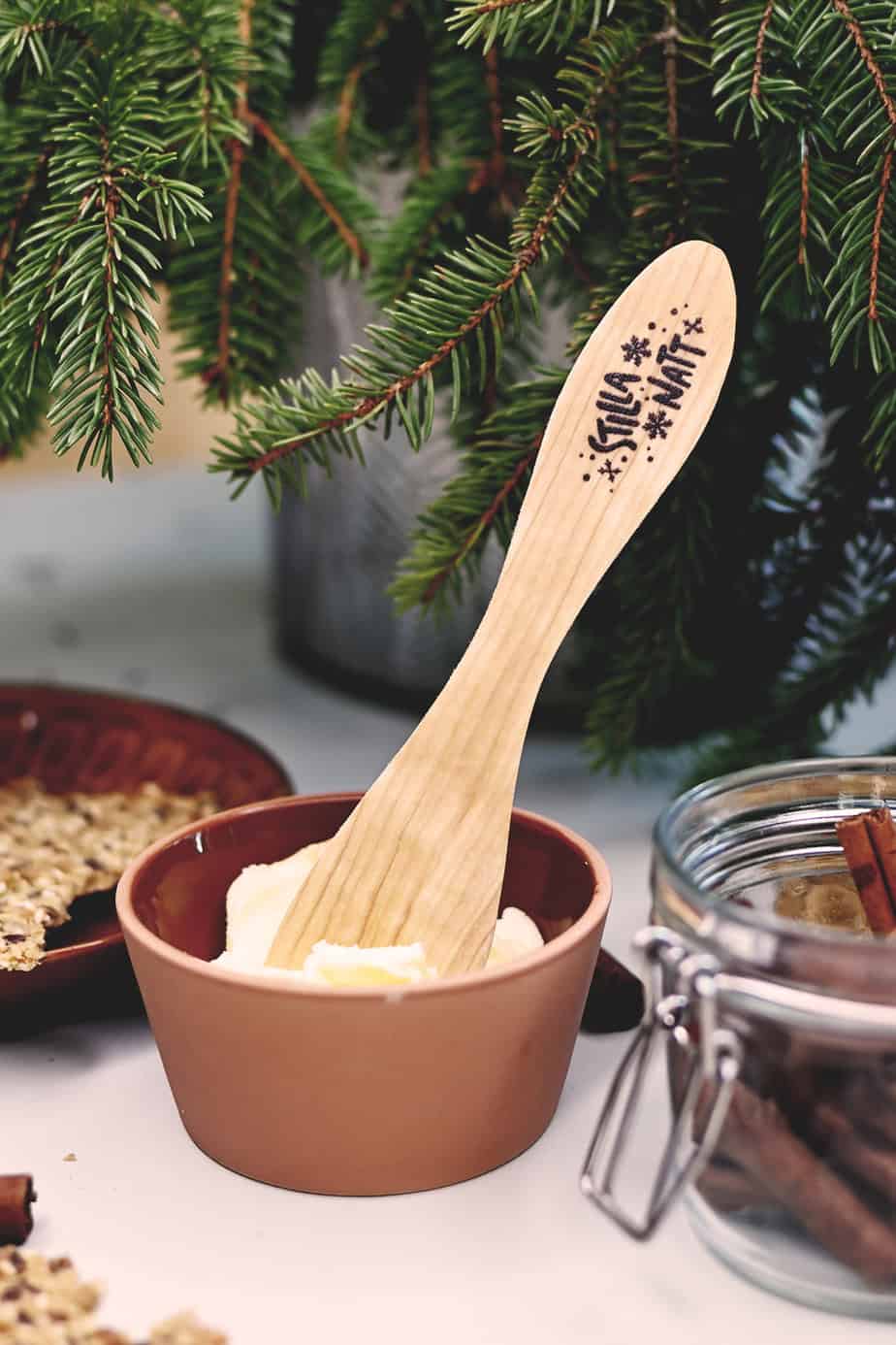 Smörkniv: Stilla natt