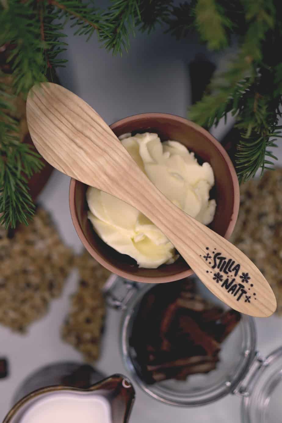 Smörkniv: Stilla natt