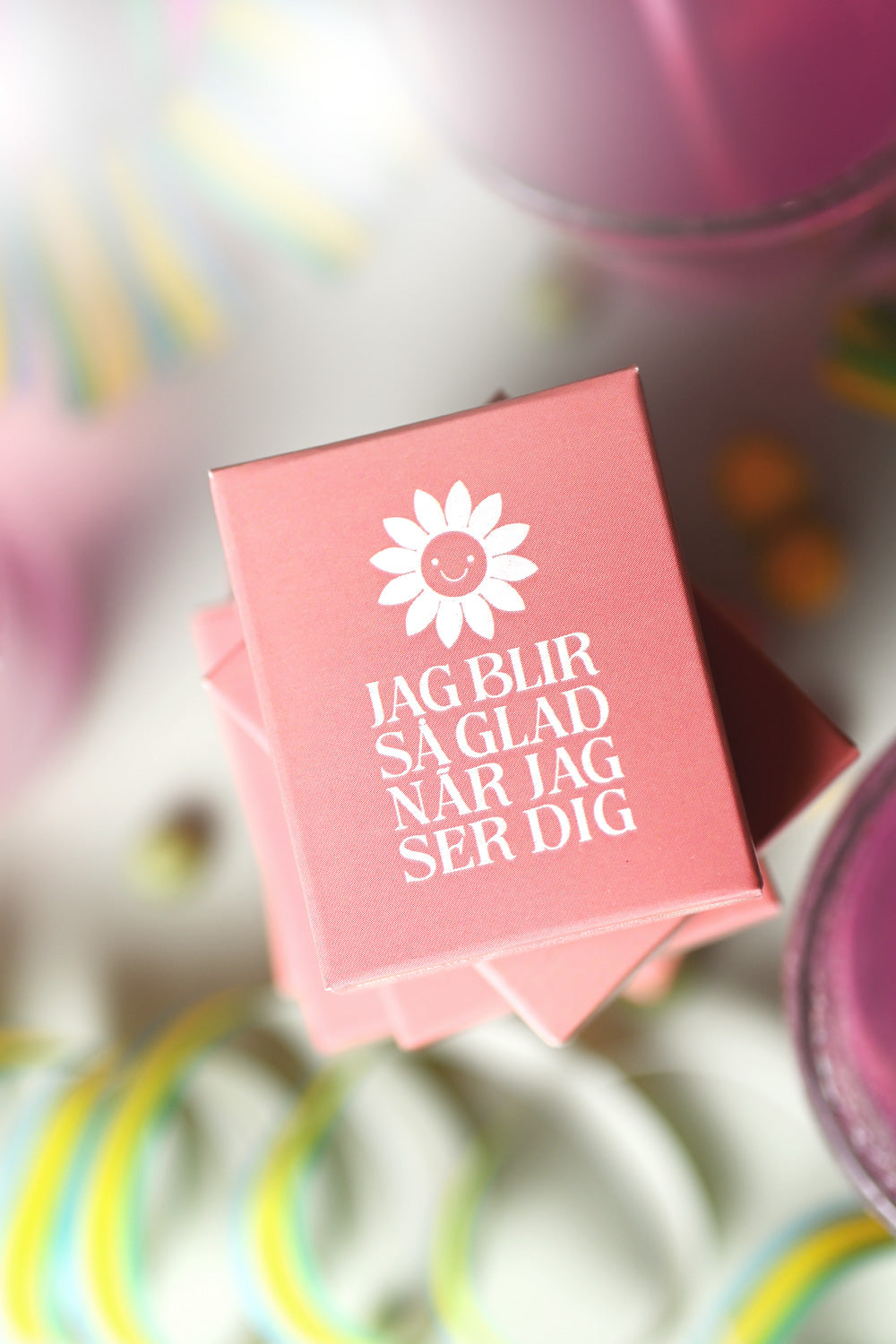 Tablettask i korallrött: Jag blir så glad när jag ser dig
