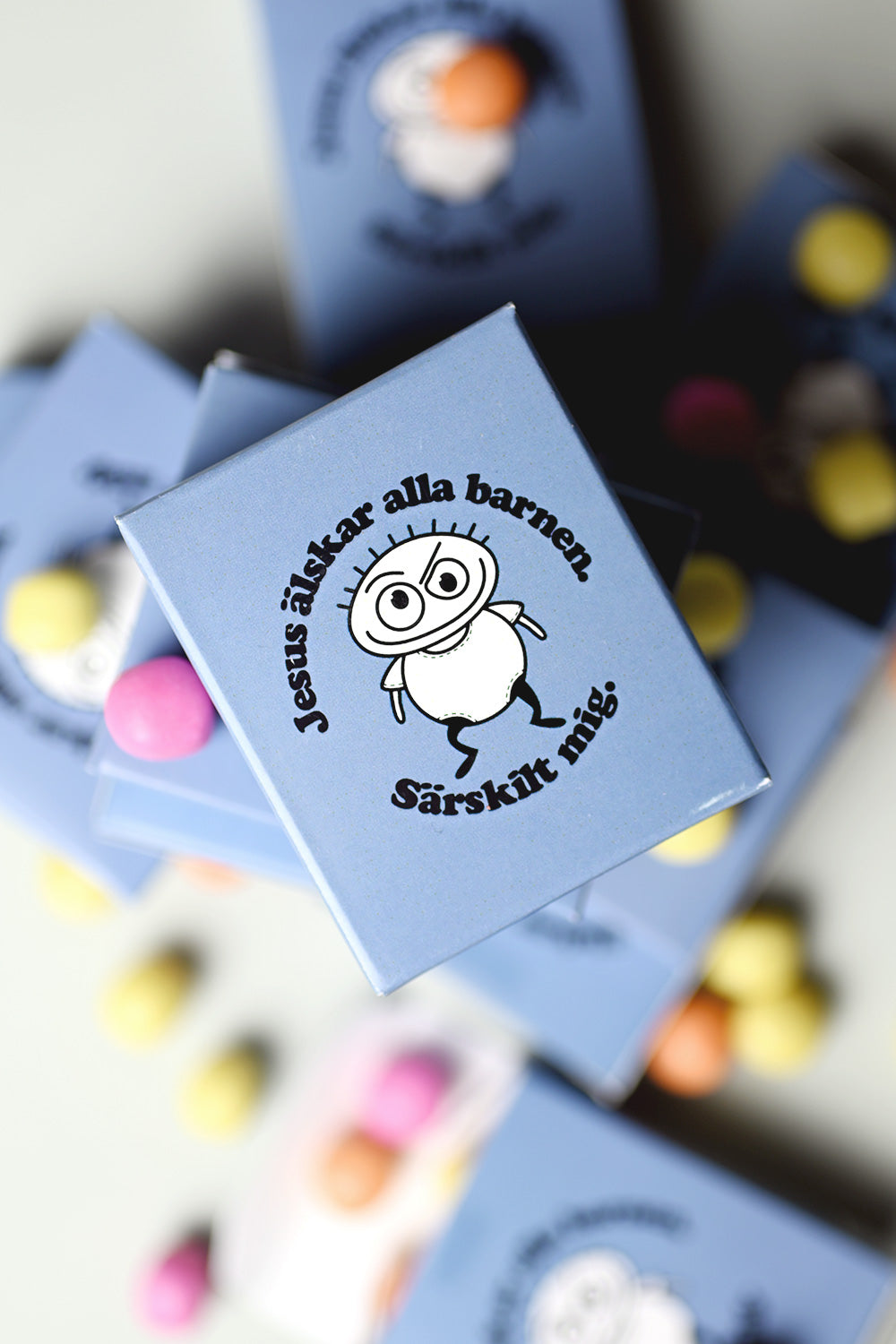 Tablettask i blått: Jesus älskar alla barnen - särskilt mig