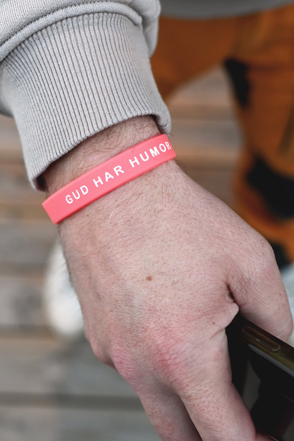 Silikonarmband: Gud har humor - se på mig!