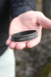 Silikonarmband: Ljuset lyser i mörkret