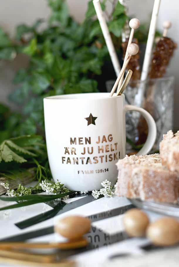Mugg med guldtryck: Men jag är ju helt fantastisk!
