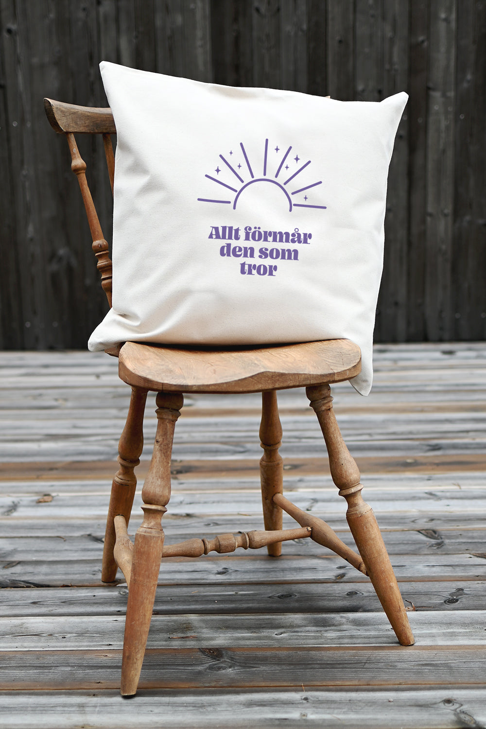Kuddfodral med sol: Allt förmår den som tror