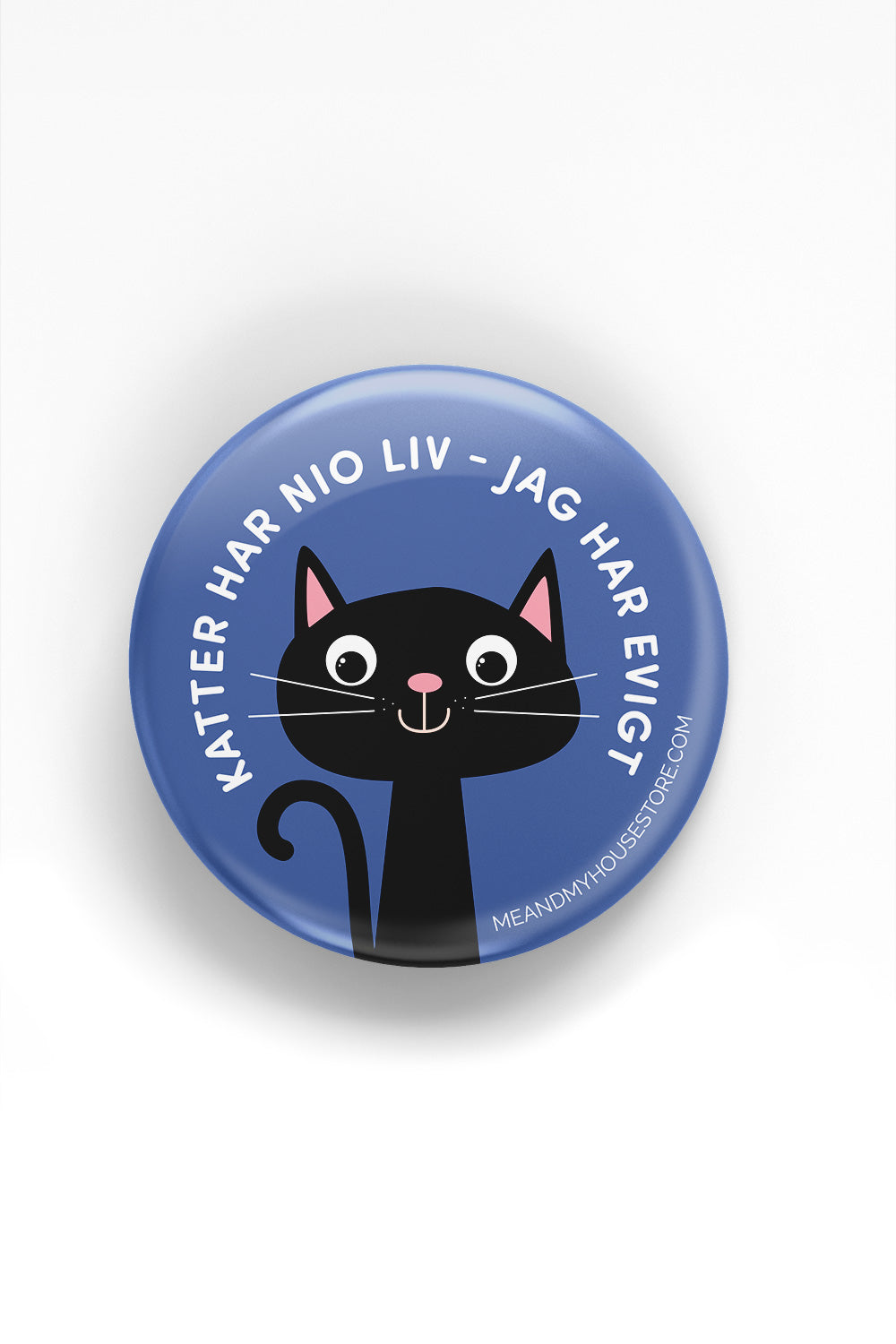 Knapp med katt: Katter har nio liv - jag har evigt