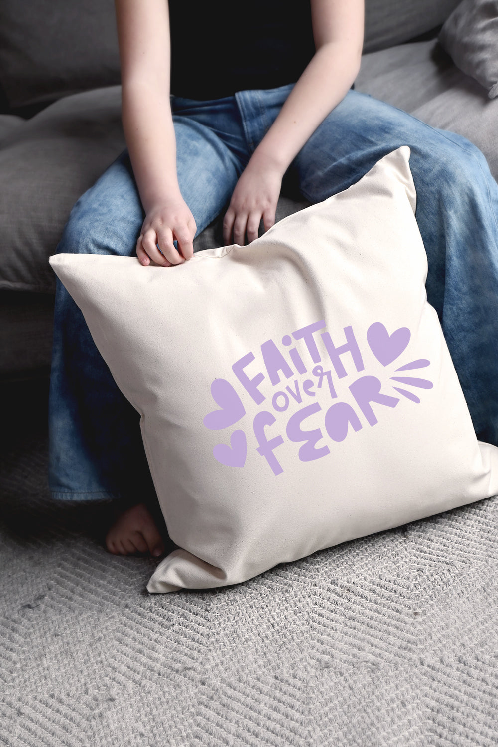 Kuddfodral: Faith over fear