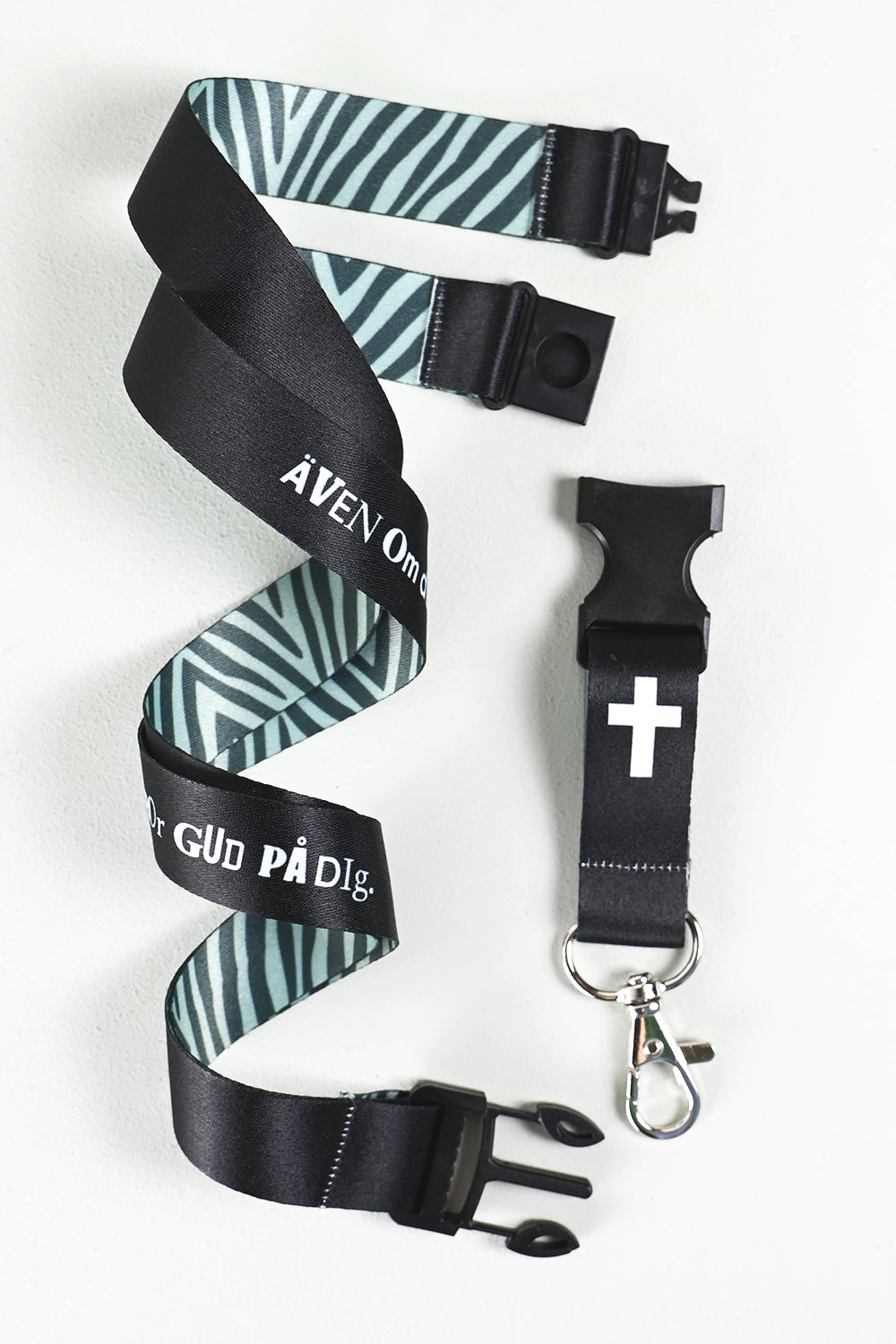 Långt nyckelband: Även om du inte tror på Gud