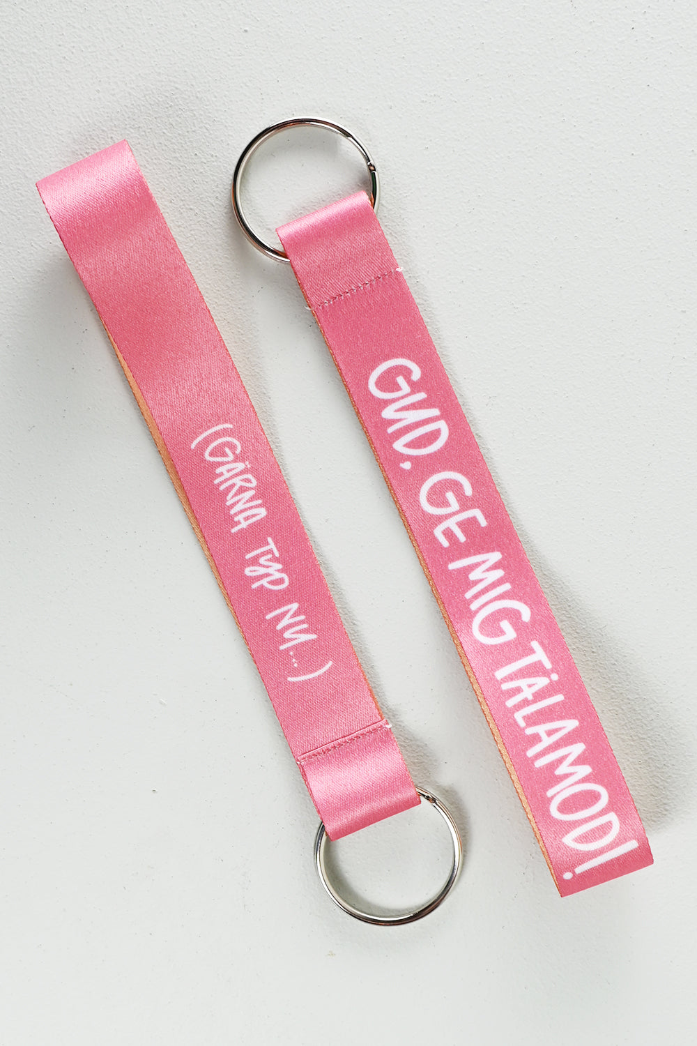 Kort nyckelband: Gud, ge mig tålamod (gärna typ nu ...)