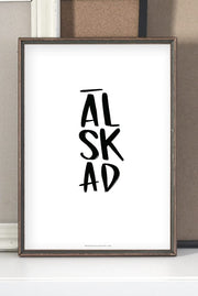 Poster: Älskad