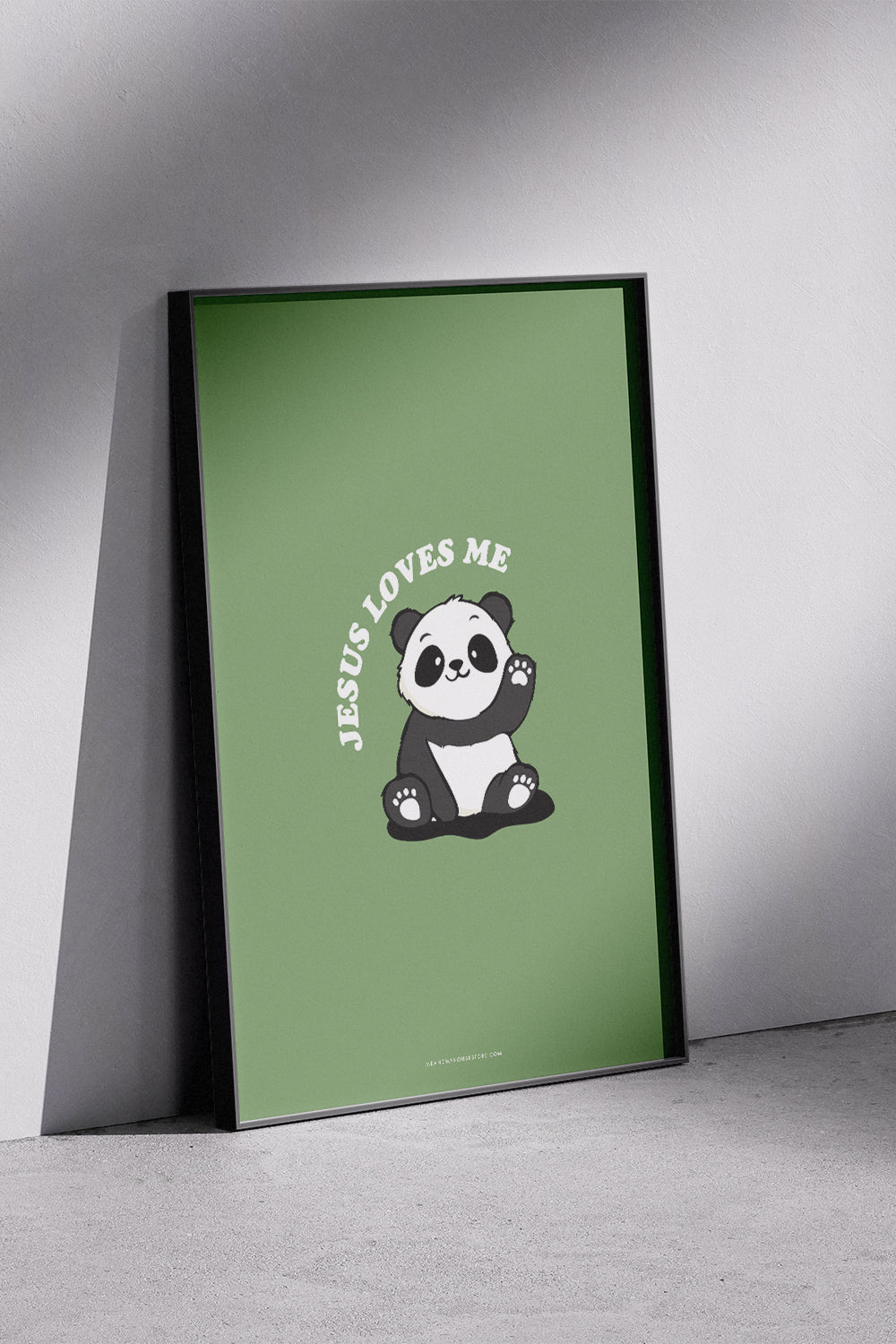 Färgglad poster med panda: Jesus loves me