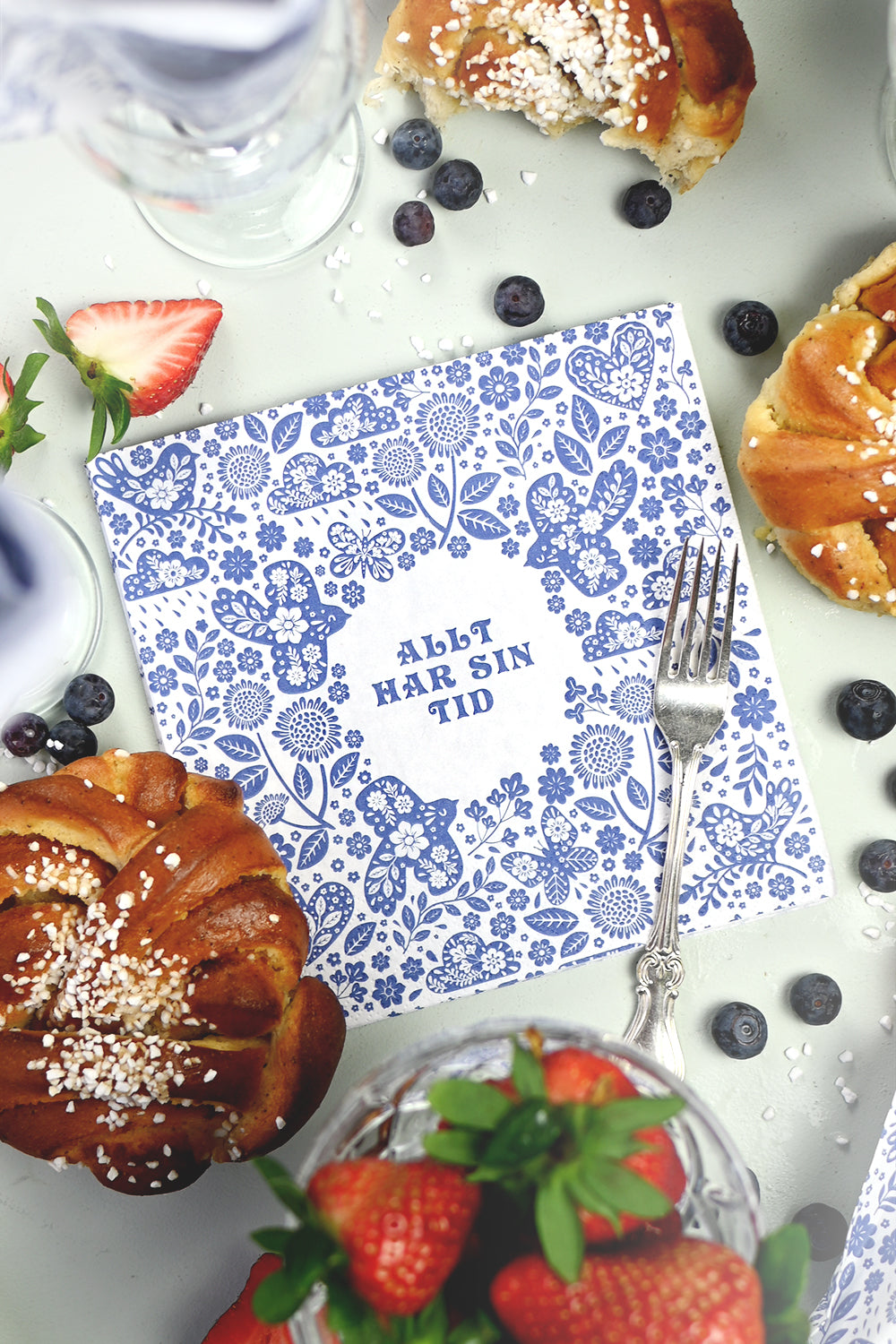 Servett i blått: Allt har sin tid