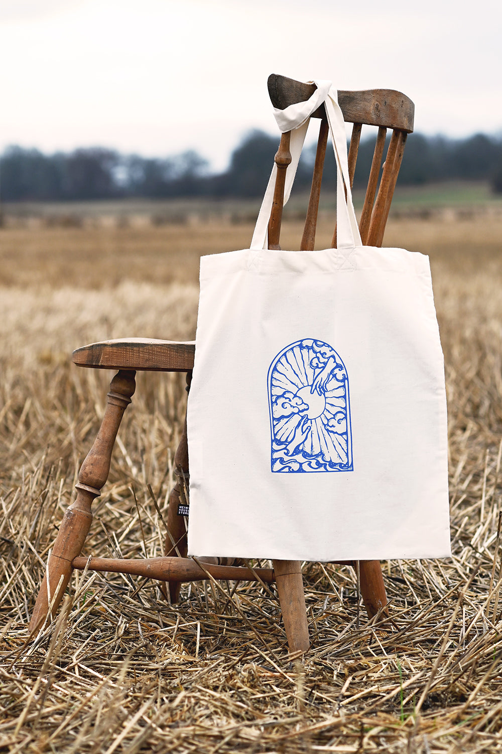 Tygkasse sydd genom hjälpprojekt i Indien: Guds hand