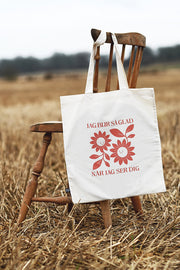 Tygkasse sydd genom hjälpprojekt i Indien: Jag blir så glad när jag ser dig