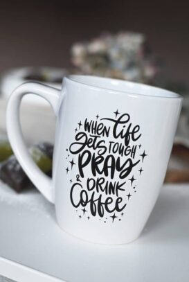 Vit rundad mugg: When life gets tough